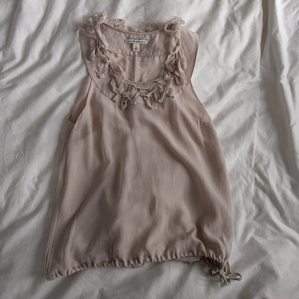 Banana Republic silk sleeveless blouse